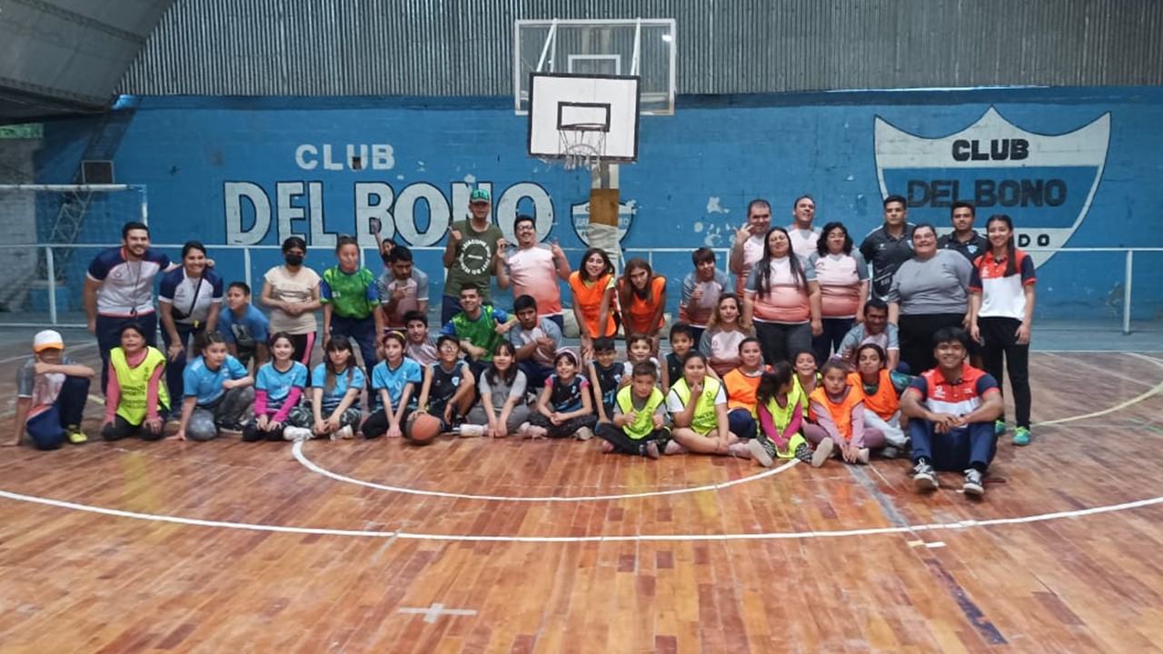 Encuentro del básquetbol organizado por el programa “Formación Deportiva”